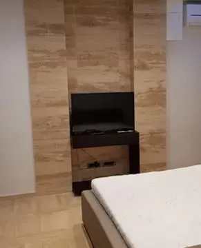 Izdavanje, trosoban stan, 148m², Savski Venac, Beograd - image 12