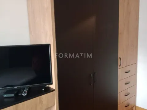 Izdavanje, trosoban stan, 55m², Kluz, Zvezdara Sve Podlokacije - image 3