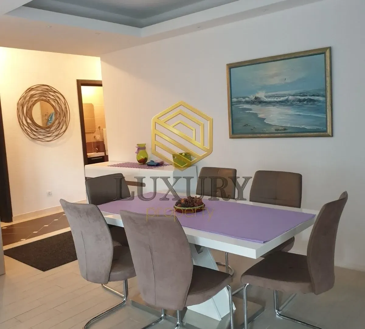 Prodaja, dvosoban stan, 83m², Petrovac, Budva