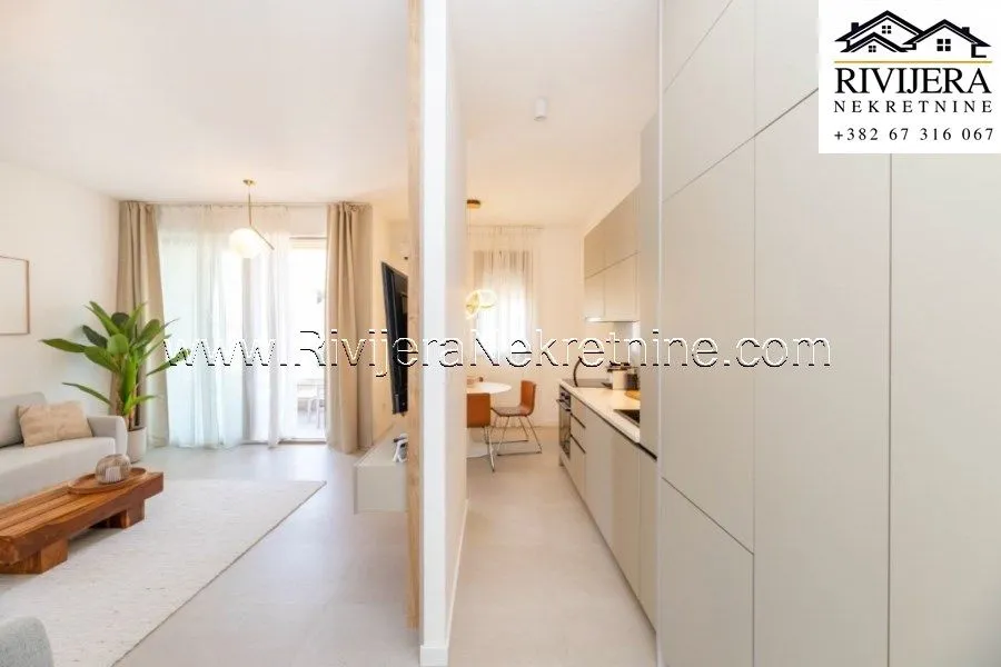 Prodaja, jednosoban stan, 51m², Baošići, Herceg Novi