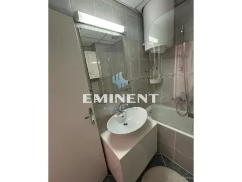 Rent, two bedroom apartment, 68m², Savski Venac, Beograd - image 13