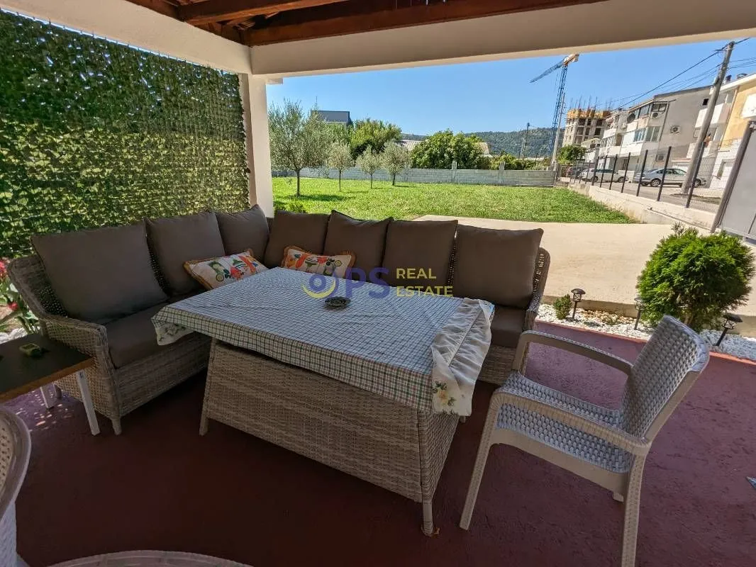 Sale, house, 200m², Bar, Crna Gora