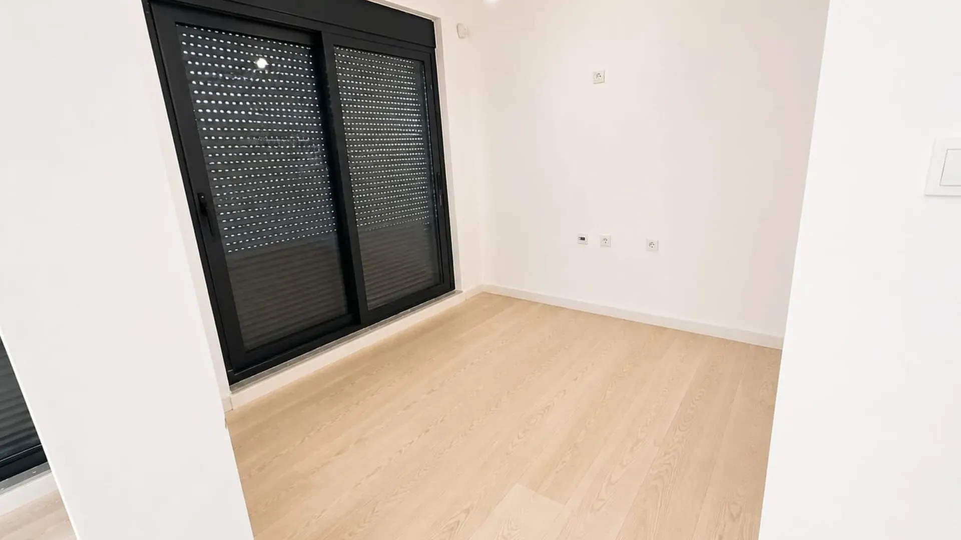 Prodaja, trosoban stan, 146m², Dubovica, Budva