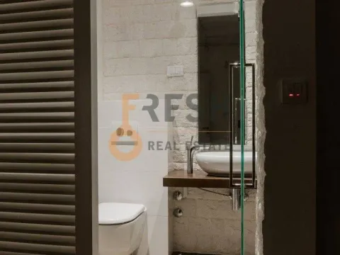 Sale, house, 285m², Budva, Crna Gora - image 12