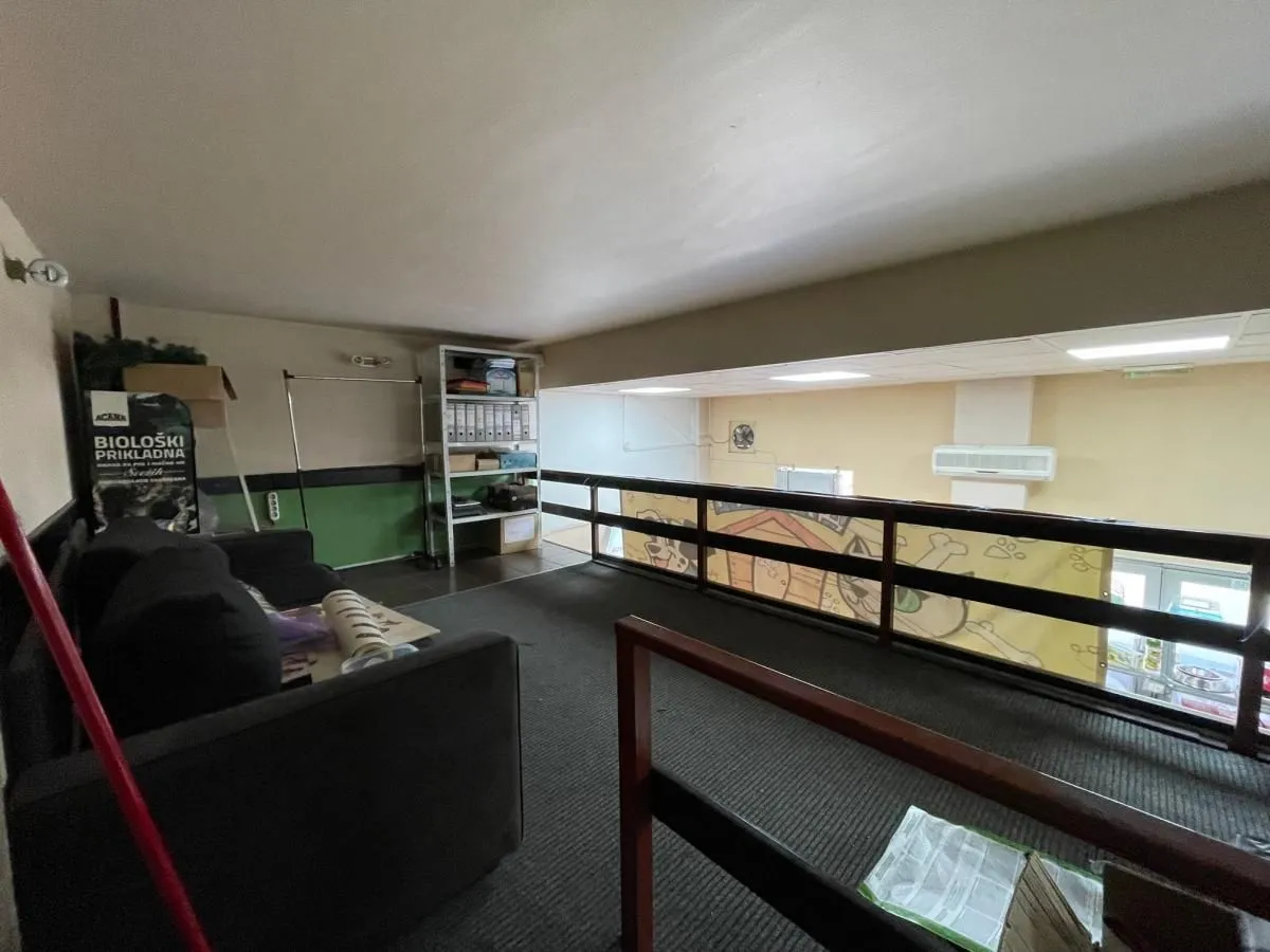 Rent, office space, 40m², Socijalno, Novi Sad Sve Podlokacije