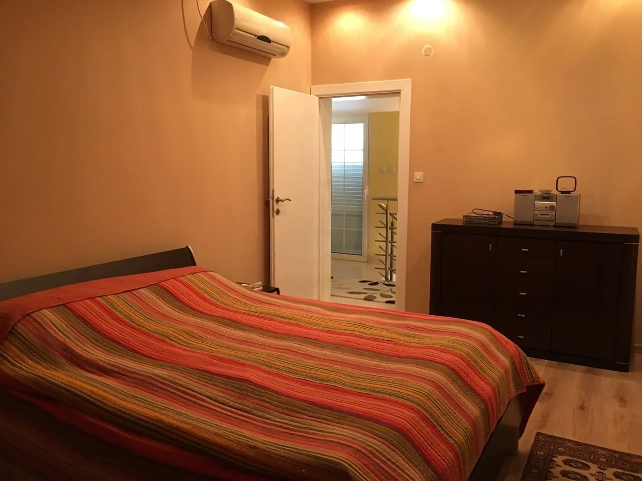 Rent, house, 140m², Dahna, Podgorica