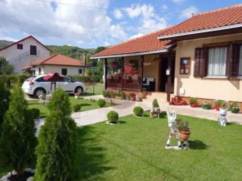Prodaja, kuća, 65m2, Humci, Cetinje Prodaja, kuća, 65m2, Humci, Cetinje