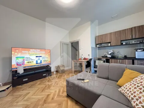 Rent, two bedroom apartment, 70m², Centar, Podgorica - image 3