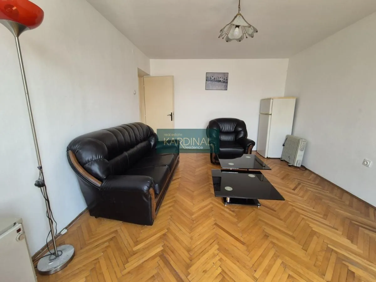 Prodaja, dvosoban stan, 60m², Kajsijar, Jagodina