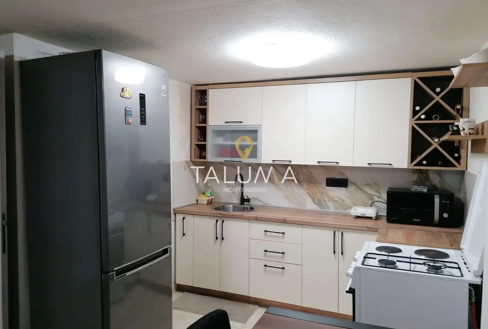 Prodaja, dvosoban stan, 62m², Preko Morače, Podgorica