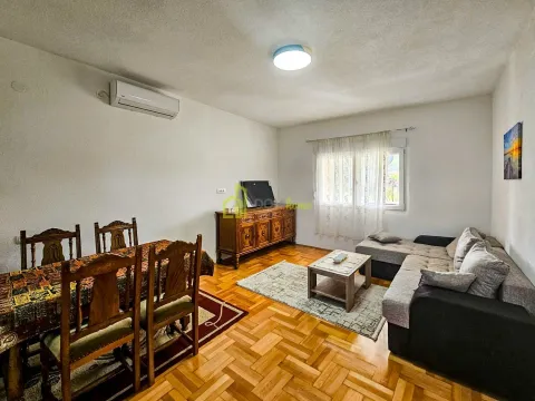 Izdavanje, kuća, 100m², Zlatica, Podgorica - image 10