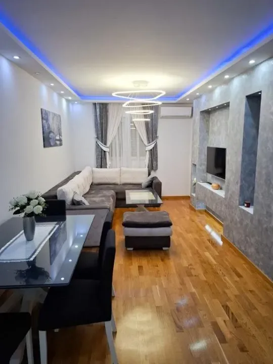 Izdavanje, jednosoban stan, 44m², Zagorič, Podgorica