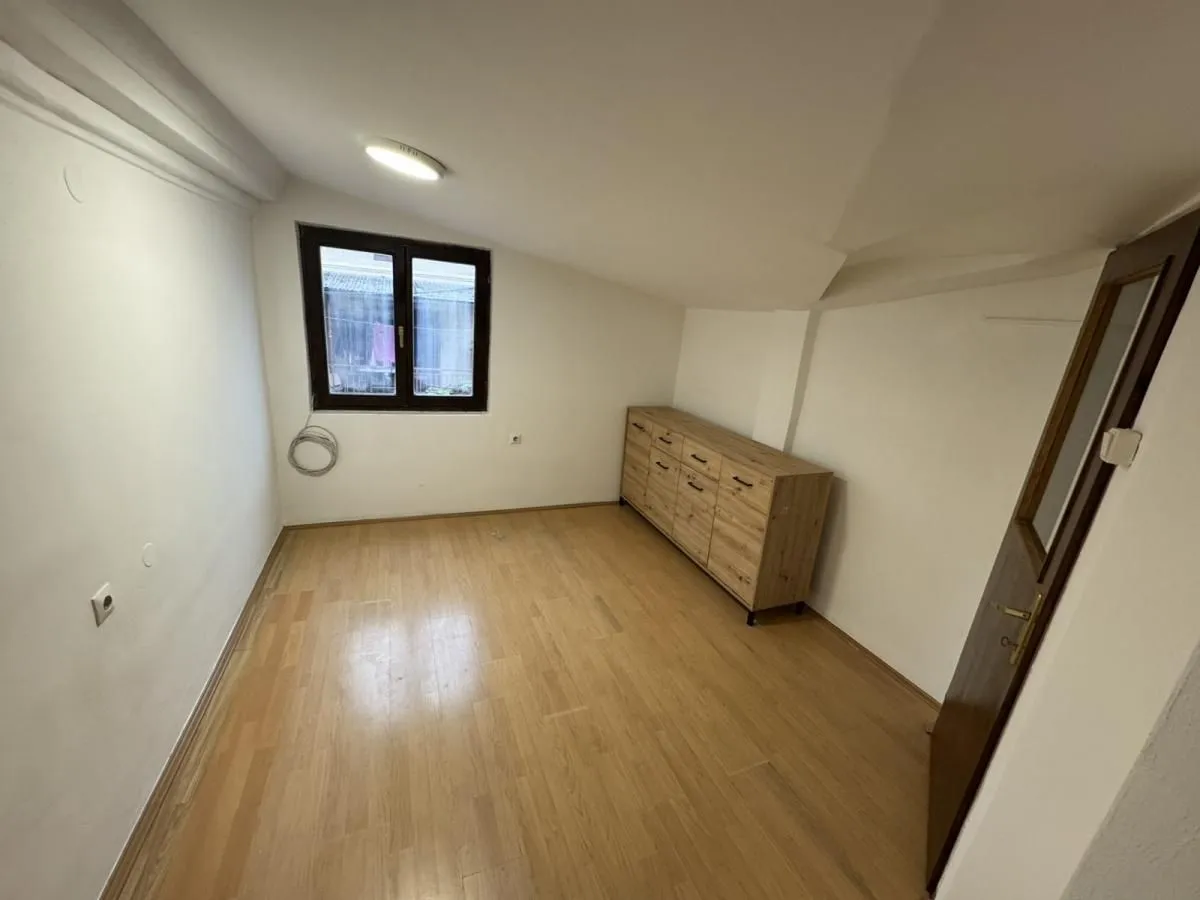 Rent, two bedroom apartment, 40m², Centar, Niš