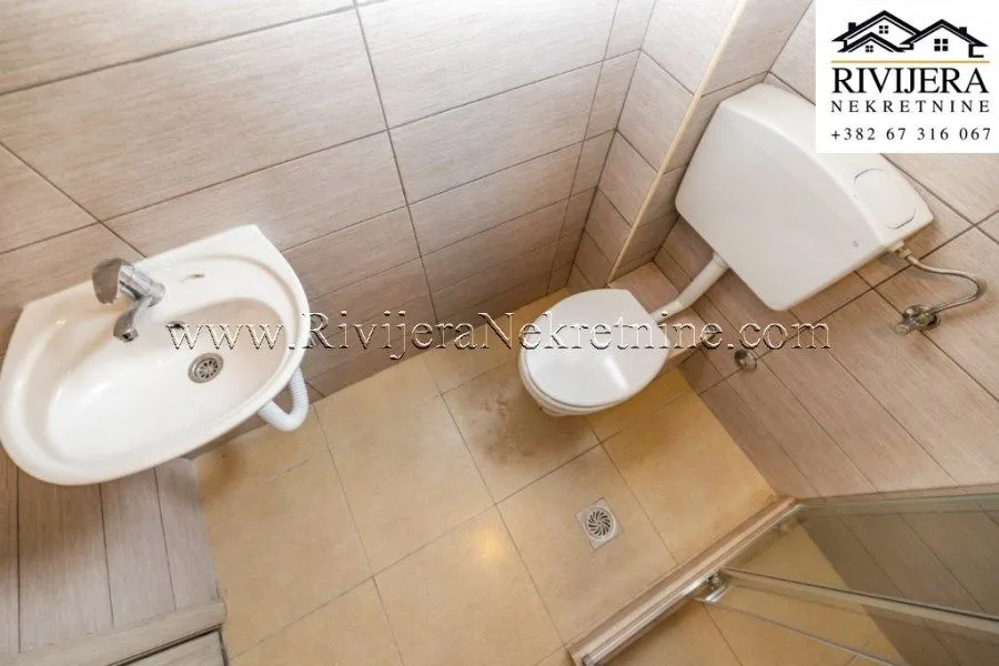 Prodaja, jednosoban stan, 43m², Đenovići, Herceg Novi