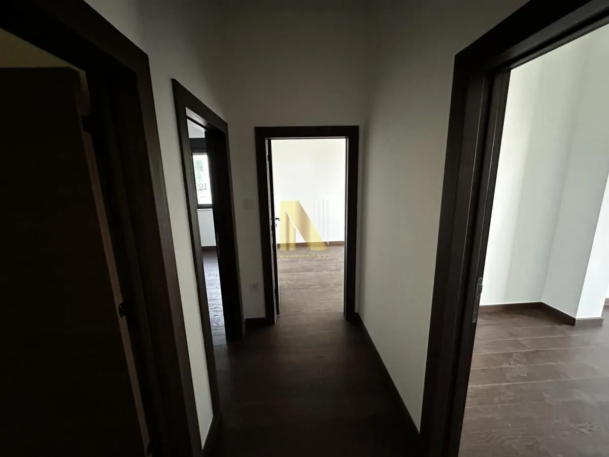 Prodaja, četvorosoban stan, 125m², Sremska Kamenica, Petrovaradin