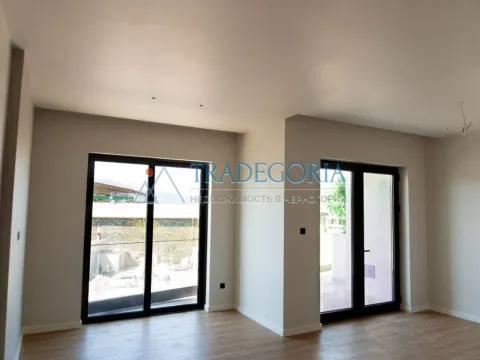 Prodaja, stan, 62m², Tivat, Crna Gora - image 3