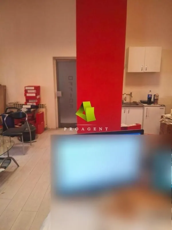 Rent, office space, 47m², Medijana, Niš