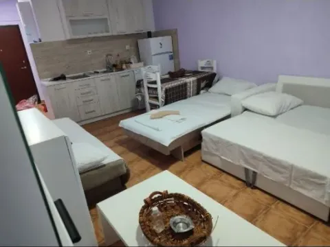 Izdavanje, jednosoban stan, 35m², Sutomore, Bar - image 2