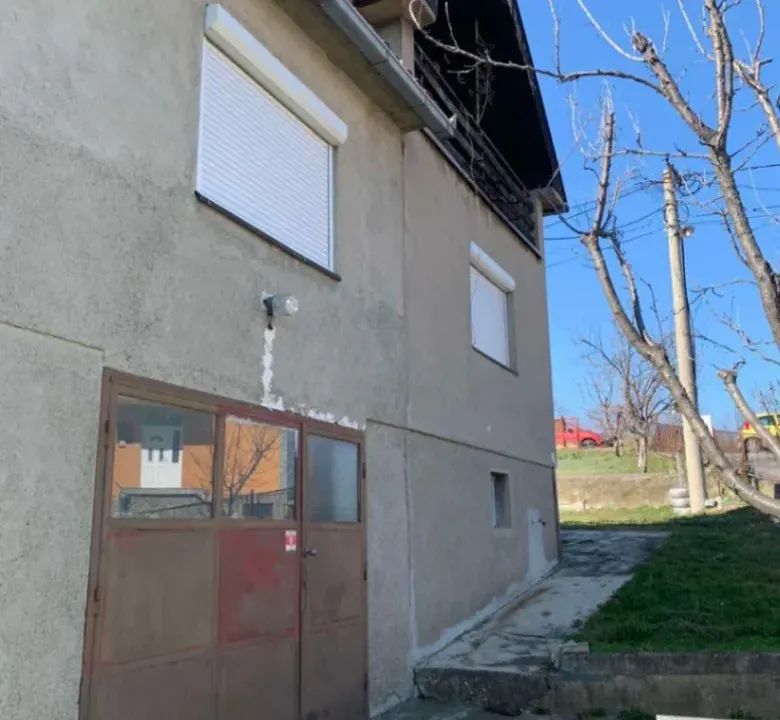 Prodaja, kuća, 90m², Lazarevac, Beograd