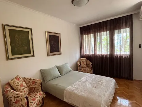 Rent, three bedroom apartment, 96m², Tuški Put, Podgorica - image 10