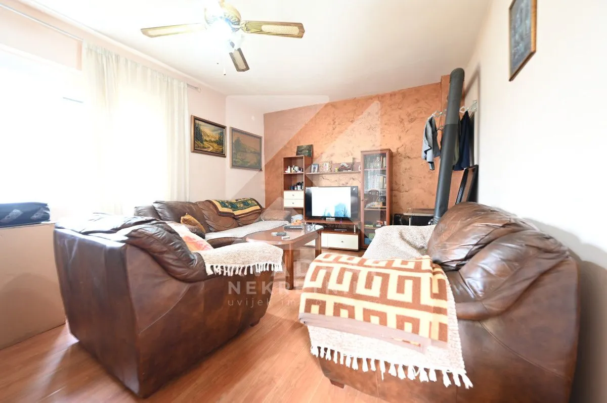 Sale, house, 129m², Gornja Gorica, Podgorica