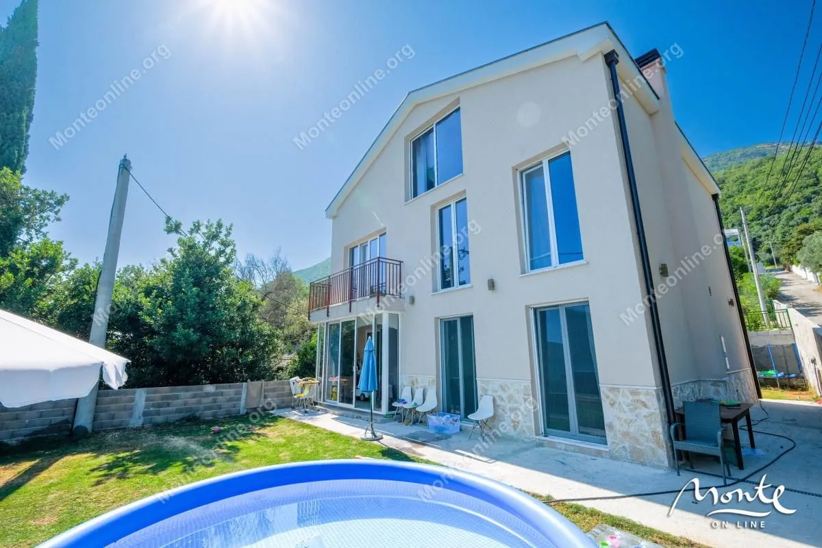 Prodaja, kuća, 270m², Baošići, Herceg Novi