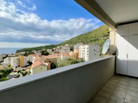 Sale, two bedroom apartment, 70m², Petrovac, Budva - image 4