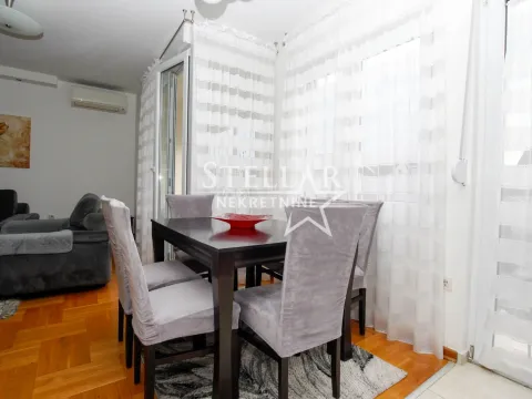 Rent, two bedroom apartment, 73m², Blok 9, Podgorica - image 5