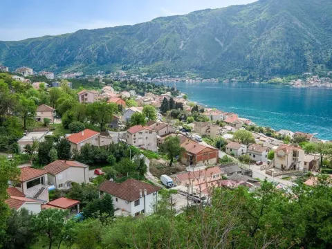 Sale, three bedroom apartment, 103m², Dobrota, Kotor - image 6