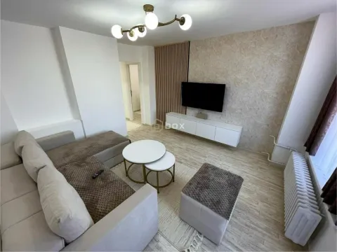 Izdavanje, trosoban stan, 57m2, Centar, Niš Izdavanje, trosoban stan, 57m2, Centar, Niš