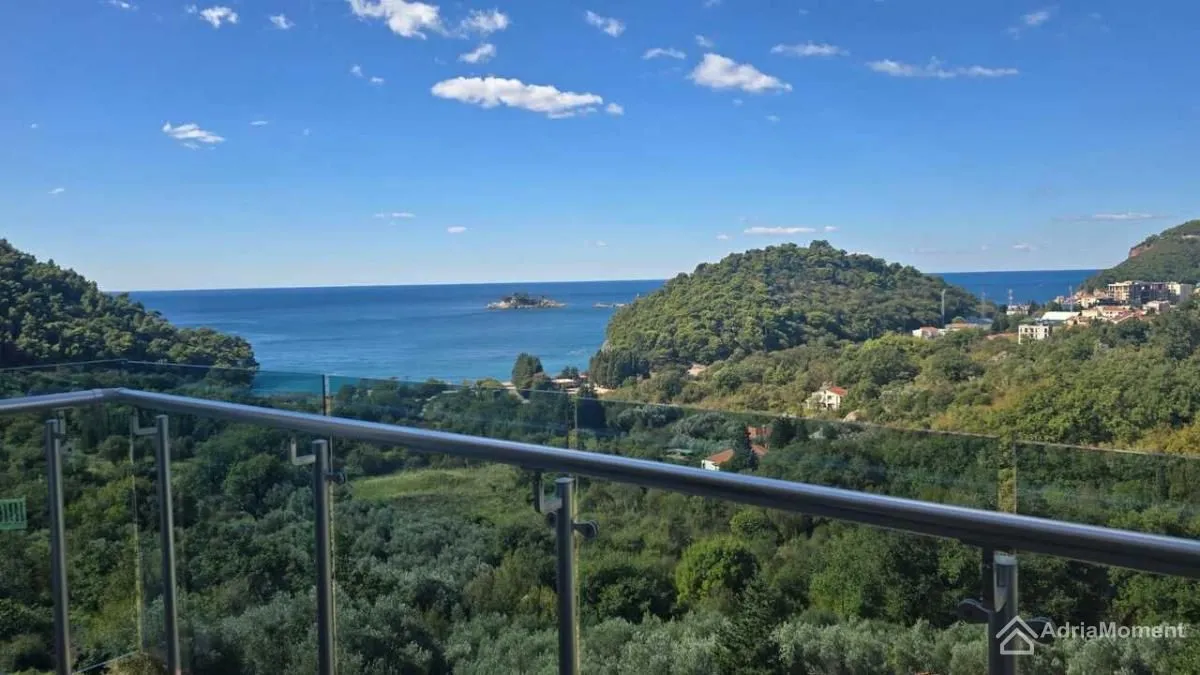Prodaja, dvosoban stan, 93m², Petrovac, Budva