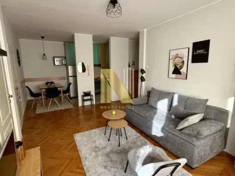 Izdavanje, dvosoban stan, 54m², Grbavica, Novi Sad Sve Podlokacije