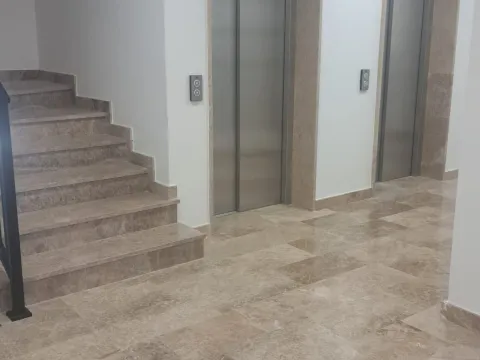 Prodaja, jednosoban stan, 42m², Bečići, Budva - image 9