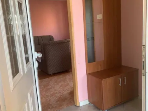 Izdavanje, jednosoban stan, 46m², Stari Aerodrom, Podgorica - image 3