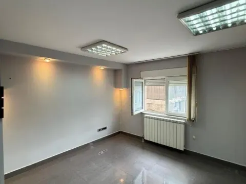 Poslovni prostor in Južni Bulevar
