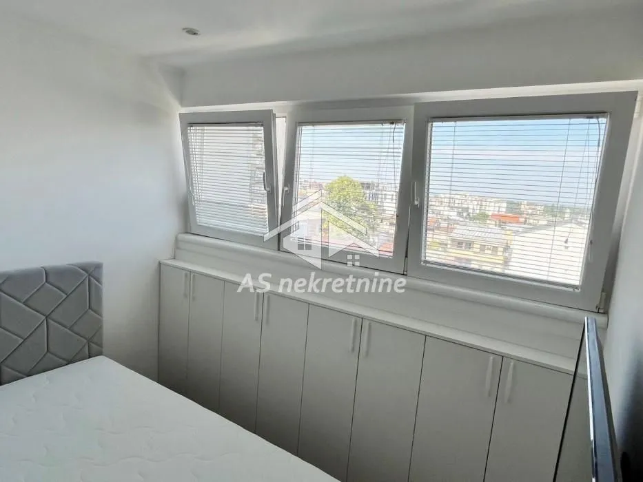 Izdavanje, dvosoban stan, 45m², Stari Grad, Beograd