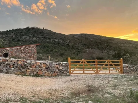 Rent, house, 30m², Lješevići, Kotor - image 9