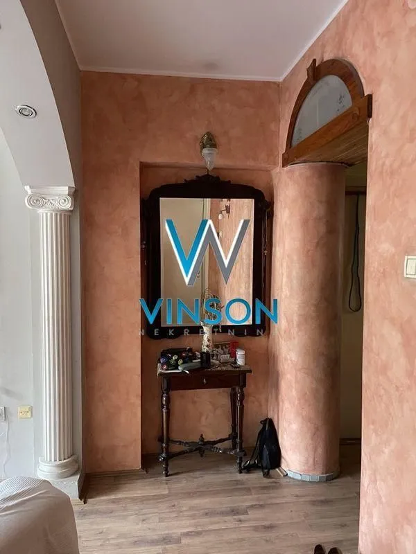 Prodaja, dvosoban stan, 69m², Centar, Novi Sad
