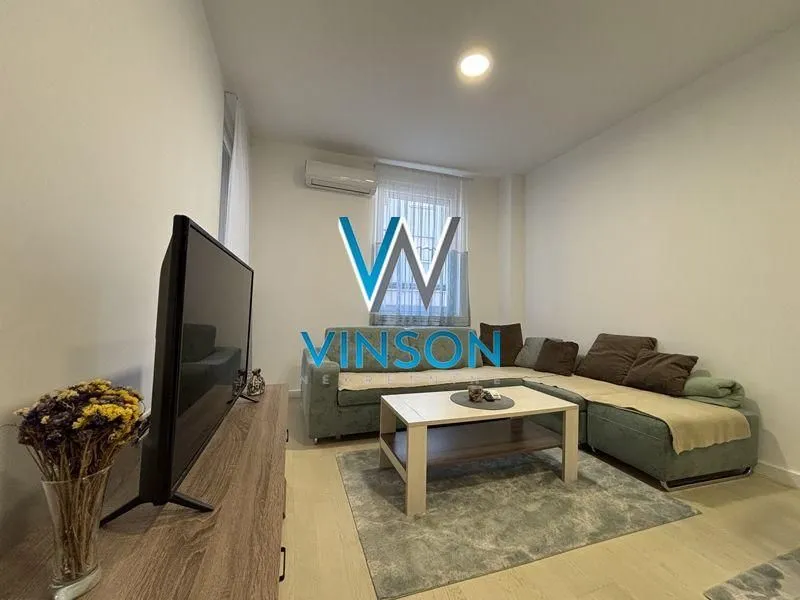 Izdavanje, jednosoban stan, 42m², Centar, Novi Sad
