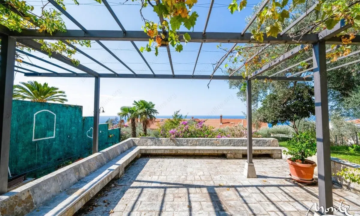 Sale, house, 375m², Sveti Stefan, Budva