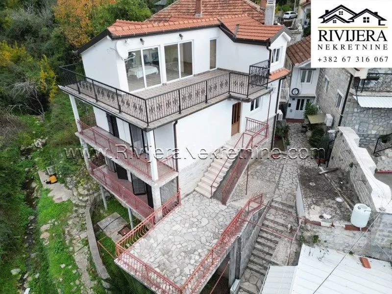 Prodaja, kuća, 150m², Baošići, Herceg Novi