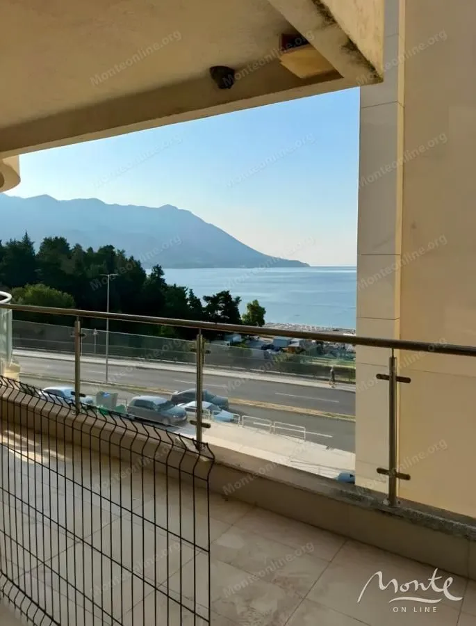 Prodaja, stan, 180m², Bečići, Budva