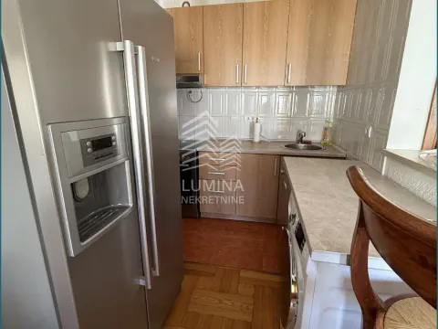 Izdavanje, jednosoban stan, 59m², Ljubović, Podgorica - image 4