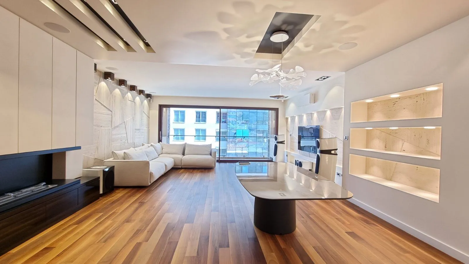 Prodaja, trosoban stan, 313m², Budva, Crna Gora