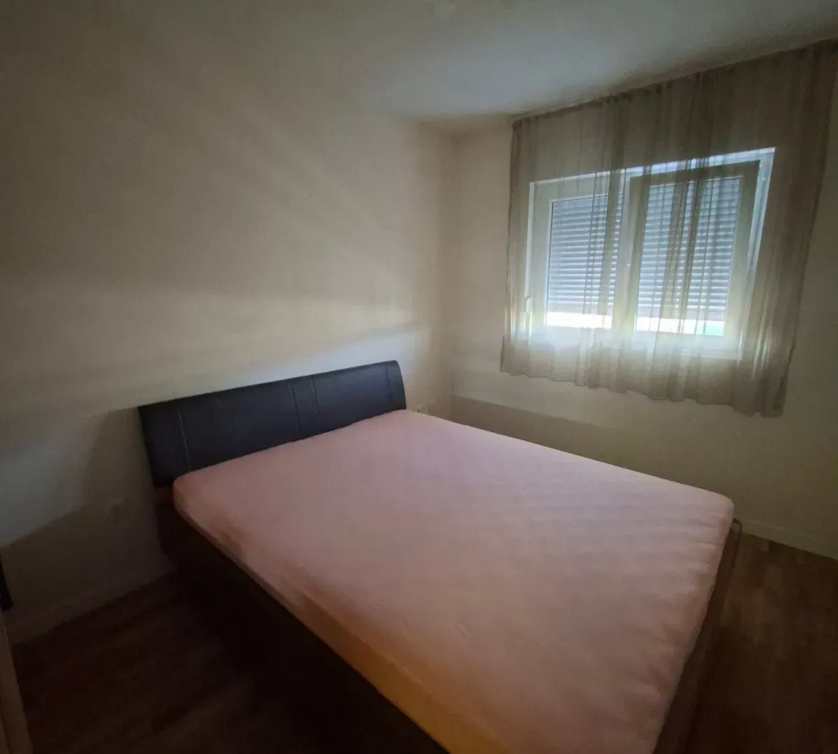 Rent, one bedroom apartment, 40m², Pobrežje, Podgorica