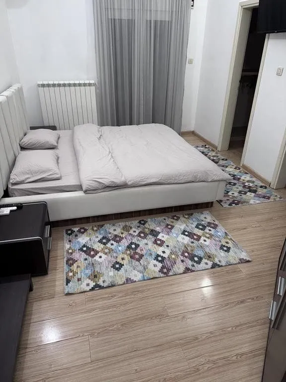 Rent, house, 330m², Podgorica, Crna Gora
