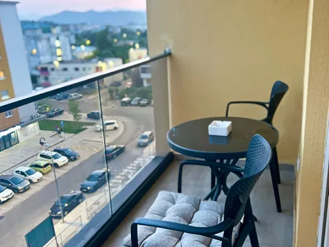 Daily-rent, one bedroom apartment, 26m², Pobrežje, Podgorica - image 1