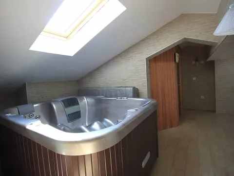 Prodaja, trosoban stan, 112m², Topla, Herceg Novi - image 9