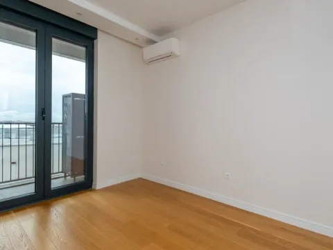 Rent, three bedroom apartment, 127m², Preko Morače, Podgorica - image 8