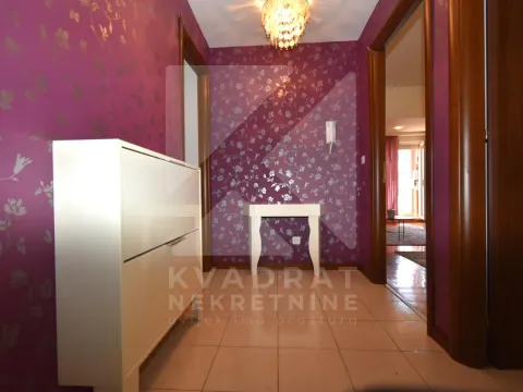 Sale, two bedroom apartment, 92m², City Kvart, Podgorica - image 6